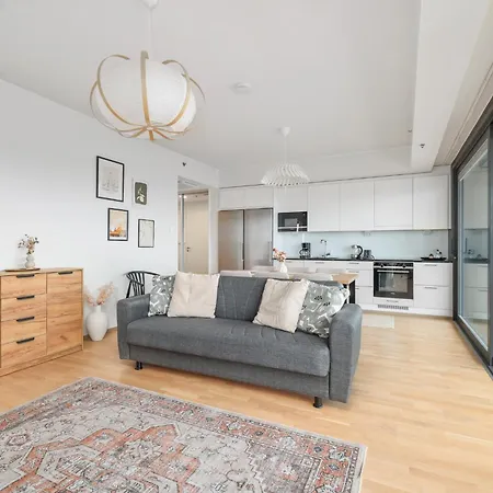 New 12th Floor 2br - Stunning Skyline Views *