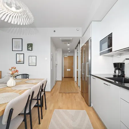아파트 New 12th Floor 2br - Stunning Skyline Views