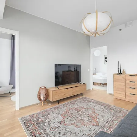 New 12th Floor 2br - Stunning Skyline Views