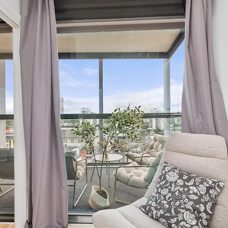 아파트 New 12th Floor 2br - Stunning Skyline Views