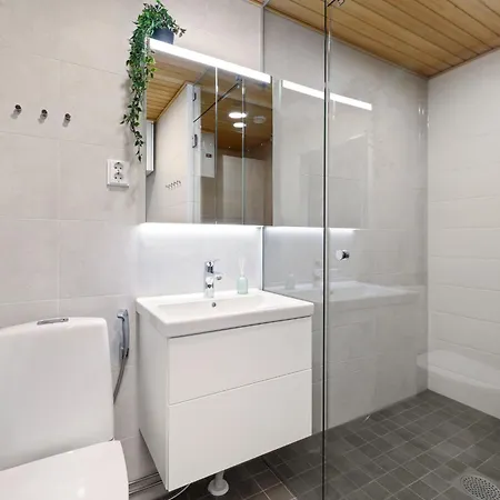 아파트 New 12th Floor 2br - Stunning Skyline Views *